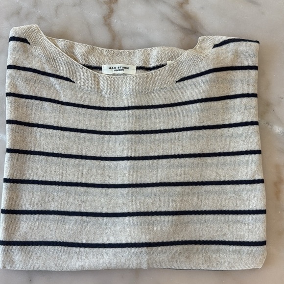 Max Studio Linen Blend Beige and Navy Knit Top Sz L - Picture 9 of 9
